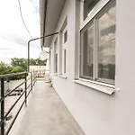 Lite Apartment *